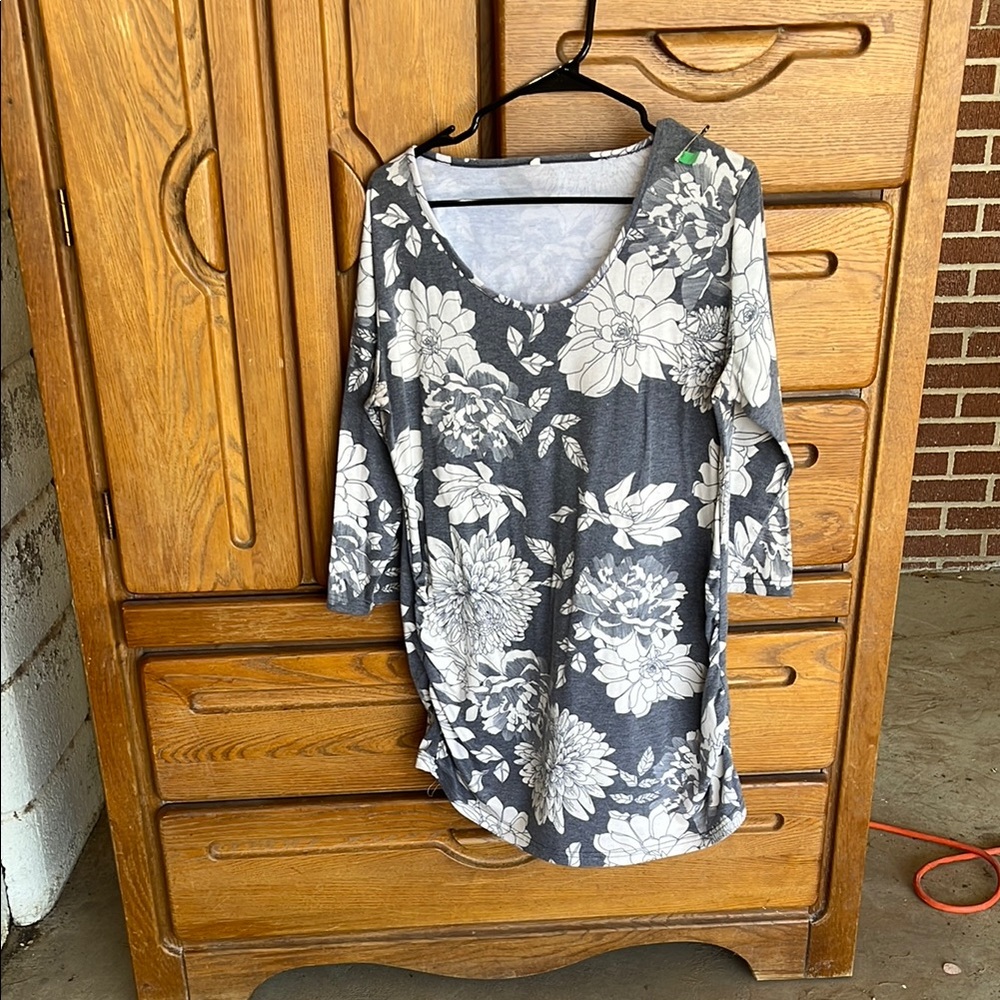 Floral Gray Women's Top